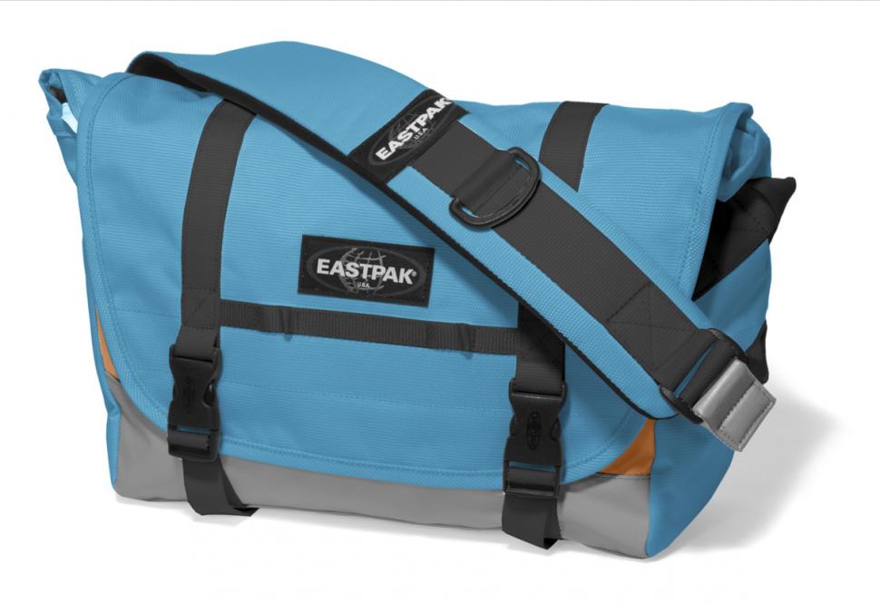 eastpak t shirts